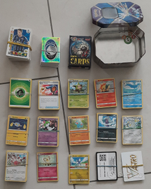 Carte Pokemon e figurine calciatori