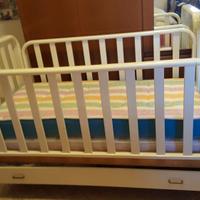 Lettino da bambini, anche con accessori – Ferrara