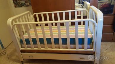 Lettino da bambini, anche con accessori – Ferrara