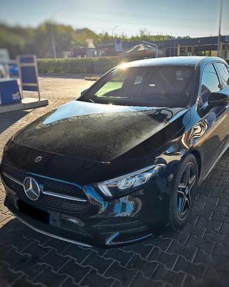 Classe A 180d Premium Night edition in garanzia 