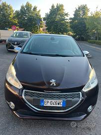 Peugeot 208 allumiere 120 cv 5 porte