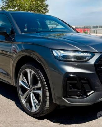 AudiQ5  40 2.0 Tdi Quattr204CV S.Tron Doppio SLine
