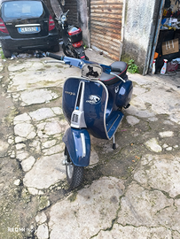 Vespa 50 special