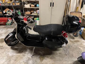 Piaggio Vespa 150 PX - 2011