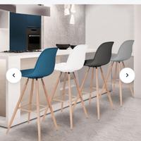 Sgabelli da cucina nuovi e colorati