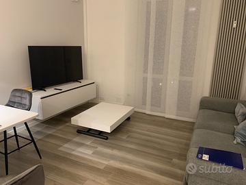 Bilocale finemente ristrutturato - Via Savona, Mi
