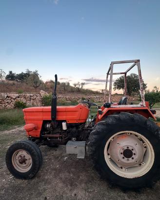 Trattore Fiat 480