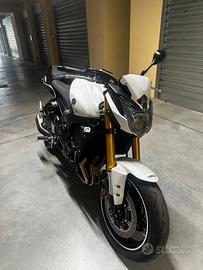 Yamaha FZ8