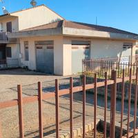 Locale commerciale zona Vini Mazza