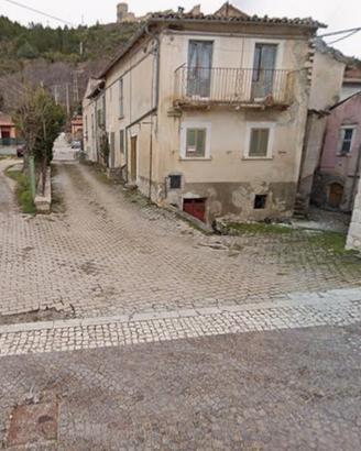 Vendita di Casa Rurale con orto a Bominaco (AQ)