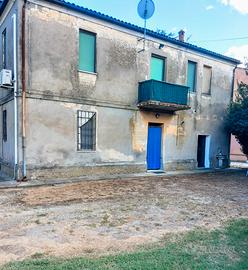 Voghiera - Porzione di casa con scoperto
