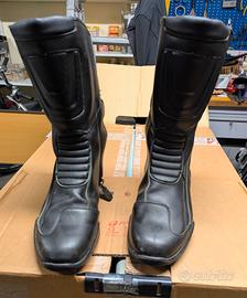 Stivaletti rinforzati 