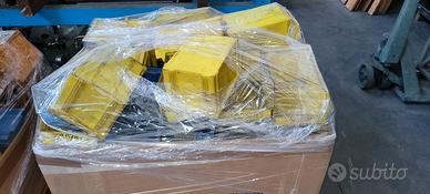 contenitori in plastica da officina