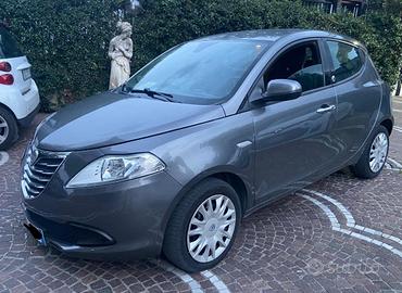 LANCIA Ypsilon 1.2 69 CV 5 porte GPL Ecochic