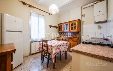 Trilocale al terzo piano con cantina e soffitta