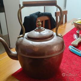 vecchia teiera rame