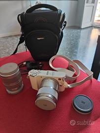 Xiaomi YI M1 + 12-40mm + 42.5mm f/1.8 + borsa