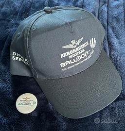 Cappellino e spilla Aeronautica Militare