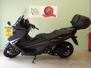 Yamaha T Max 530 - 2017- CON GARANZIA