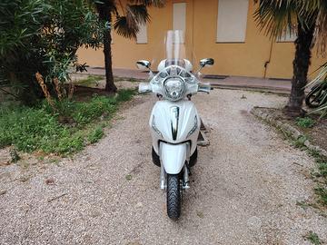 Piaggio beverly 300