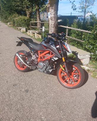 ktm Duke 390