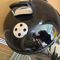 Barbecue weber e scrivania