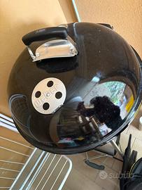 Barbecue weber e scrivania