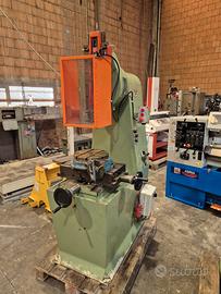 Stozzatrice Cams 200 usata