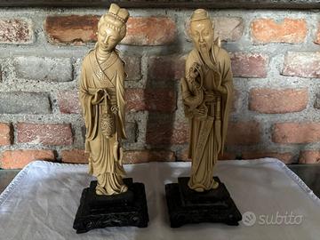 Coppia di sculture giapponesi in resina
