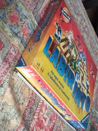 Labirinto, SIGILLATO