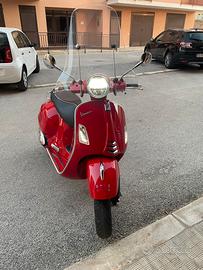VESPA GTS 300 !!!!!!