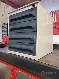 Cassettiera in metallo per officina 