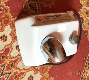 Asciugamani a Pulsante Fumagalli