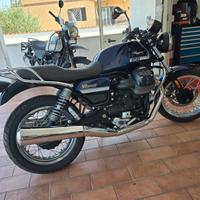 Moto Guzzi V7 SPECIAL 100 ° ANNIVERSARIO