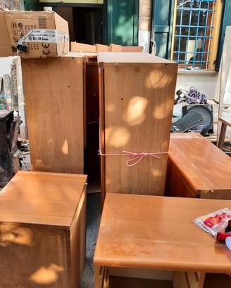 sala in legno ad angolo 