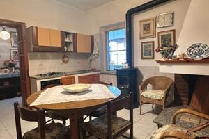 Casa campidanese con veranda e giardino