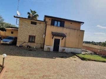 Tribunale di Caltanissetta-RG 38/2022 Casa in asta