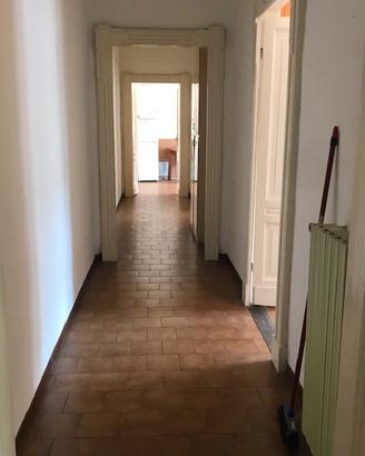 TRE LOCALI spese cond COMPRESE - LIBERO SUBITO