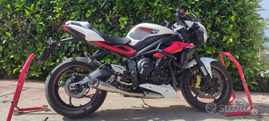 Moto Triumph street triple 675 R scarico SC nuovo