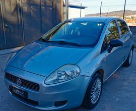 Fiat Grande Punto si Neopat - Garanzia 12 mesi