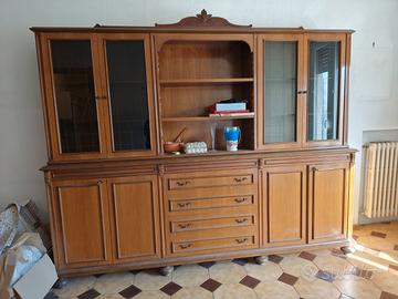 Credenza classica