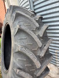 Gomma trattore 520/70.24
