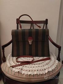 Borsa vintage a tracolla fendi
