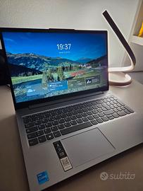 Lenovo IdeaPad Slim 3/ 1T, 16 gb RAM, icore5