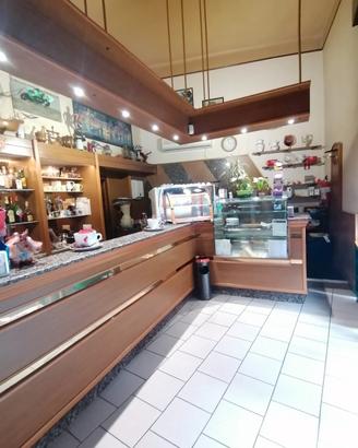 Bar con oltre 40 anni di attività in vendità