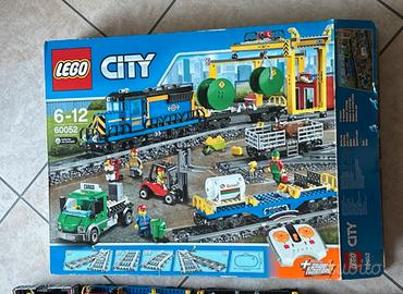 Lego city 60052  treno merci + kit binari 7499