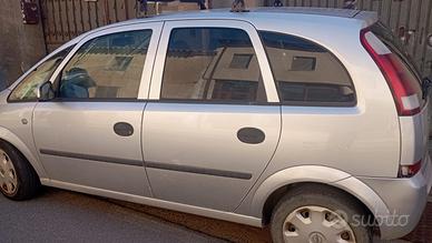 Auto in buone condizioni generali