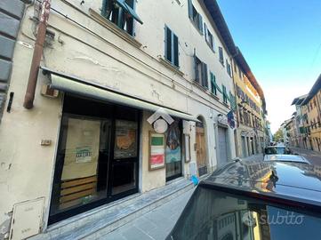 NEGOZIO A FIGLINE E INCISA VALDARNO