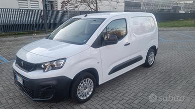 Peugeot Partener