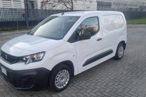 Peugeot Partener
